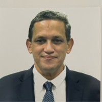 Lic. Juan H. Vega Delgado, Abogado-Notario en Centro Notarial del Este